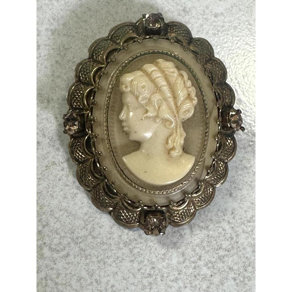 Vintage Large 2.25” Cameo Brooch Ornate Filigree Rhinestone Frame